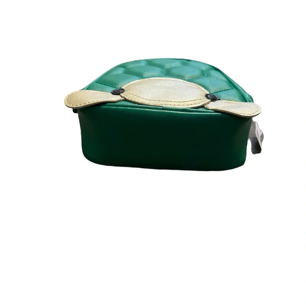 Turtle Shaped Makeup Bag NWT‎